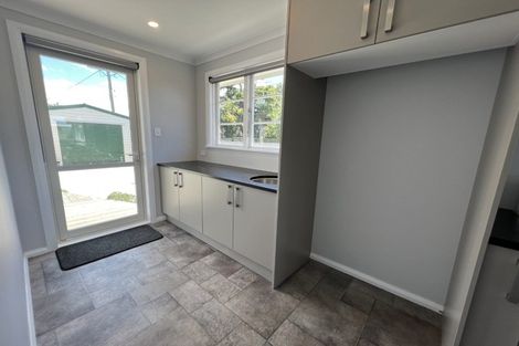 Photo of property in 96 Wood Street, Takaro, Palmerston North, 4410
