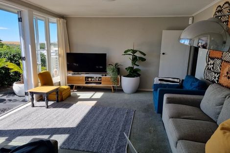 Photo of property in 60 Commissariat Road, Mount Wellington, Auckland, 1060