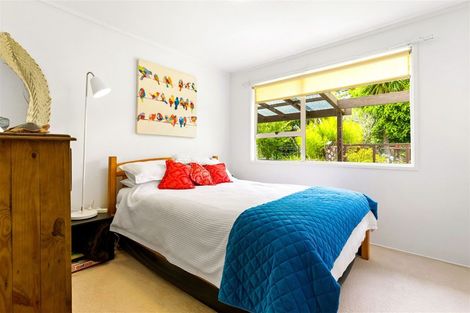 Photo of property in 45 Bethells Road, Waitakere, Henderson, 0782