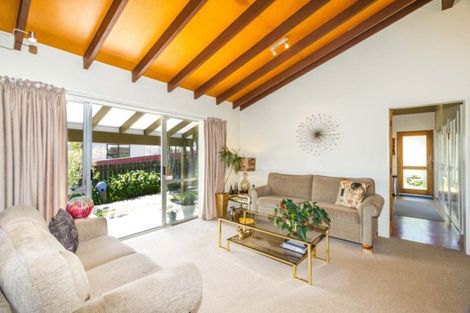 Photo of property in 464 Warspite Avenue, Ascot Park, Porirua, 5024