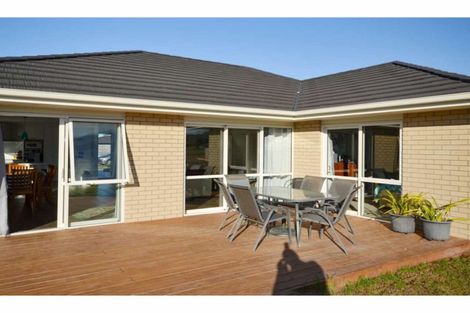 Photo of property in 10 Captains Loop, Haruru, 0204