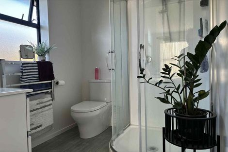 Photo of property in 6 Godley Place, Woodend, 7610