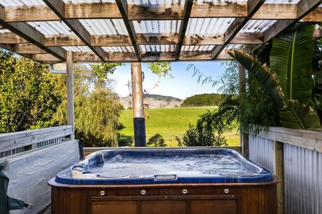 Photo of property in 979 Kaipara Flats Road, Kaipara Flats, Warkworth, 0984