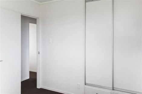 Photo of property in 242 Centreway Road, Orewa, 0931