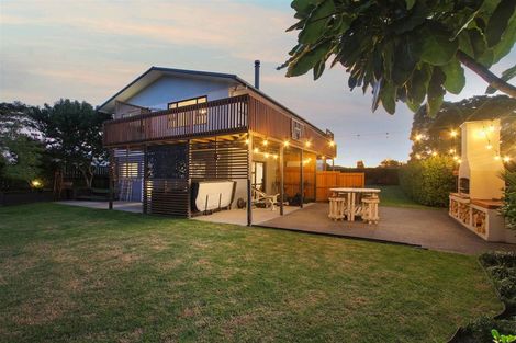 Photo of property in 5 Vela Place, Clarks Beach, 2122