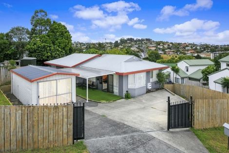 Photo of property in 13 Grenadine Place, Unsworth Heights, Auckland, 0632