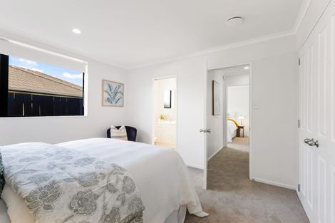 Photo of property in 185 Keri Vista Rise, Papakura, 2110