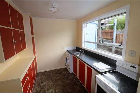 Photo of property in 3 Bella Grove, Naenae, Lower Hutt, 5011