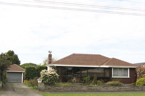Photo of property in 133 Seaview Road, Westown, New Plymouth, 4310