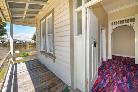 Photo of property in 3 Harper Street, Gonville, Whanganui, 4501
