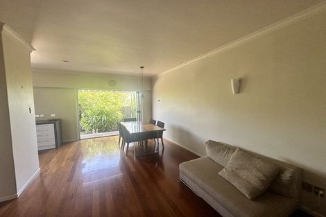 Photo of property in 28 Muritai Crescent, Havelock North, 4130