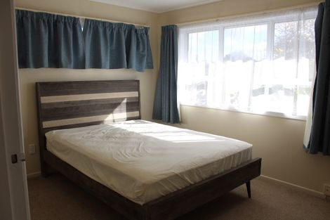 Photo of property in 56 Botany Road, Botany Downs, Auckland, 2010