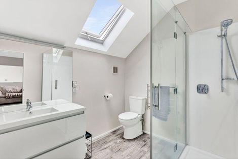 Photo of property in 29a Clare Street, Cambridge, 3434