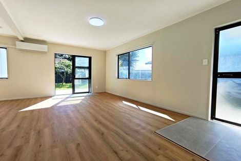 Photo of property in 2/4 Martha Lane, Weymouth, Auckland, 2103