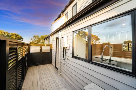 Photo of property in 2/273 Mount Albert Road, Wesley, Auckland, 1041