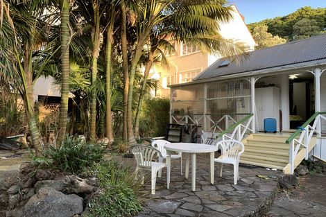 Photo of property in 17 Hillside Crescent South, Leigh, Auckland, 0985