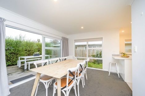 Photo of property in 2b Alton Place, Hokowhitu, Palmerston North, 4410