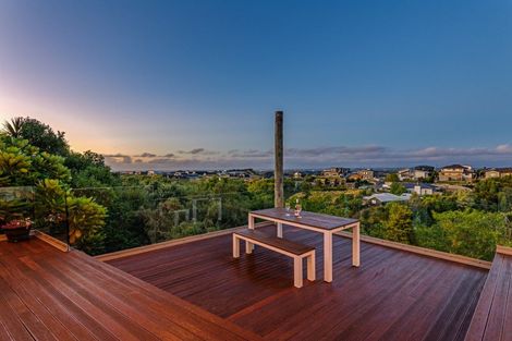 Photo of property in 117 Ruapehu Drive, Fitzherbert, Palmerston North, 4410