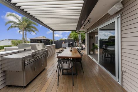 Photo of property in 64 O'halloran Road, Howick, Auckland, 2014