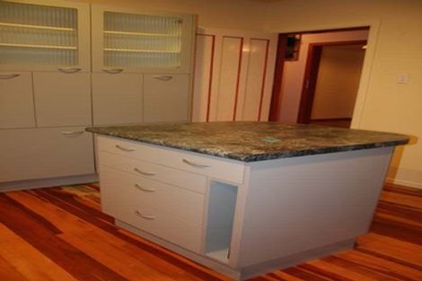 Photo of property in 25 Montreal Grove, Kingston, Wellington, 6021