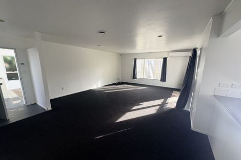 Photo of property in 1/2 Tainui Terrace, Mangere Bridge, Auckland, 2022