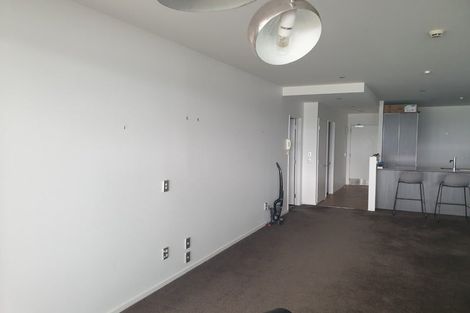 Photo of property in 412/7 Humber Street, Pandora, Napier, 4110