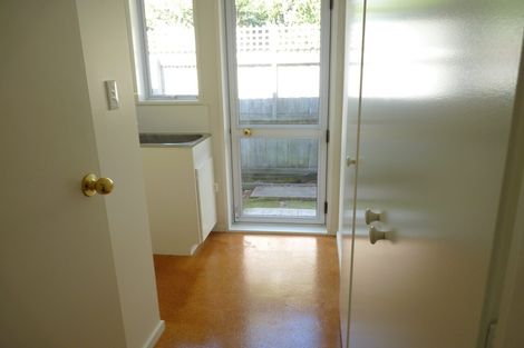 Photo of property in 32 Oxley Avenue, St Albans, Christchurch, 8014