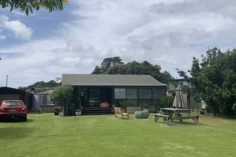 Photo of property in 10 Morrison Road, Matapouri, Whangarei, 0173