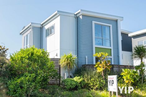 Photo of property in 10 Middleton Road, Johnsonville, Wellington, 6037