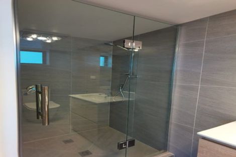 Photo of property in 9a Crestview Rise, Papakura, 2110