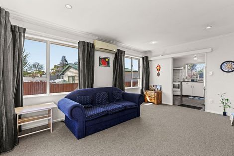 Photo of property in 2/299 Linwood Avenue, Linwood, Christchurch, 8062
