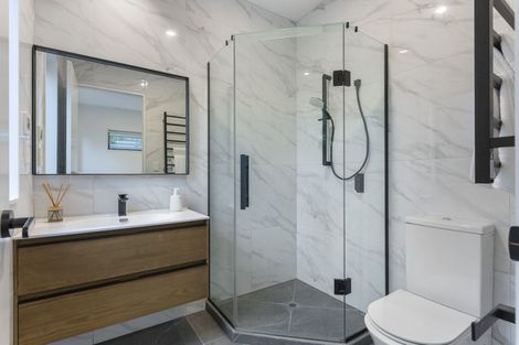 Photo of property in 30c Francis Street, Hauraki, Auckland, 0622