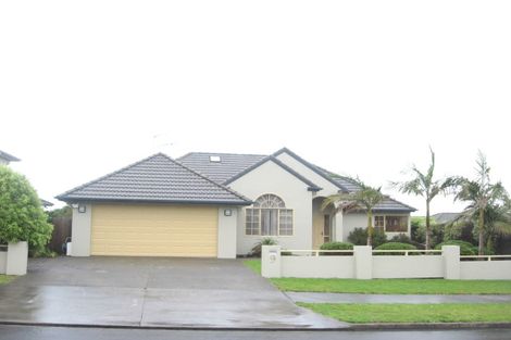 Photo of property in 9 Menen Place, Manurewa, Auckland, 2105