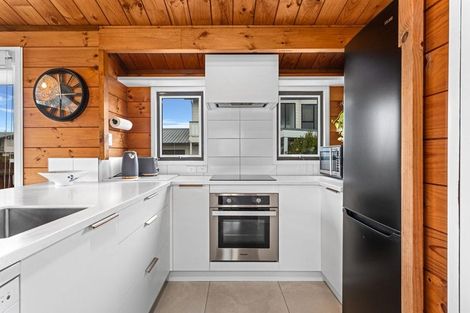 Photo of property in 98 Harbour Road, Ohope, 3121