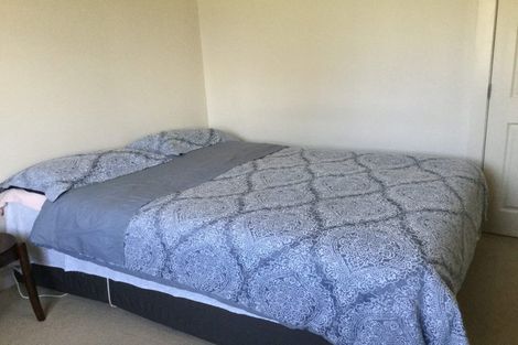 Photo of property in 10 Archibald Road, Kelston, Auckland, 0602