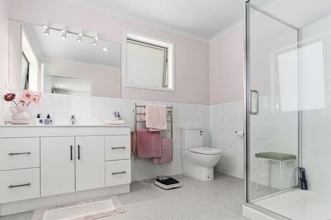 Photo of property in 23 Dayna Avenue, Ohauiti, Tauranga, 3112