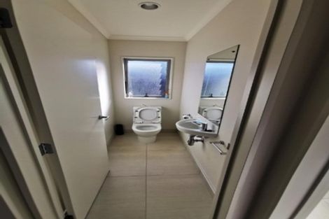 Photo of property in 12 Creda Road, Wattle Downs, Auckland, 2103