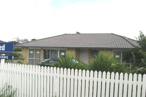 Photo of property in 176a Lincoln Road, Henderson, Auckland, 0610