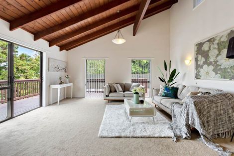 Photo of property in 54 Edgeworth Road, Glenfield, Auckland, 0629