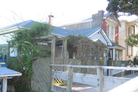 Photo of property in 47 Hawker Street, Mount Victoria, Wellington, 6011