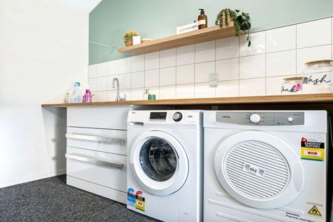 Photo of property in 4 Solander Road, Pegasus, 7612