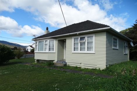 Photo of property in 2 Bledisloe Crescent, Wainuiomata, Lower Hutt, 5014