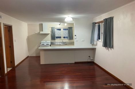 Photo of property in 3 Kilham Avenue, Northcote, Auckland, 0627