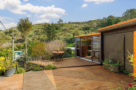 Photo of property in 24 Selwyn Road, Lyttelton, 8082