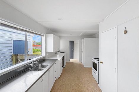 Photo of property in 1 Strathmore Avenue, Levin, 5510