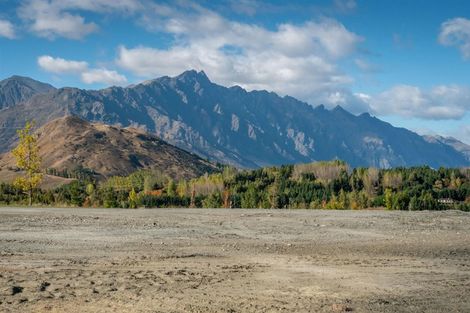 Photo of property in 37 Station Rise, Dalefield, Queenstown, 9371