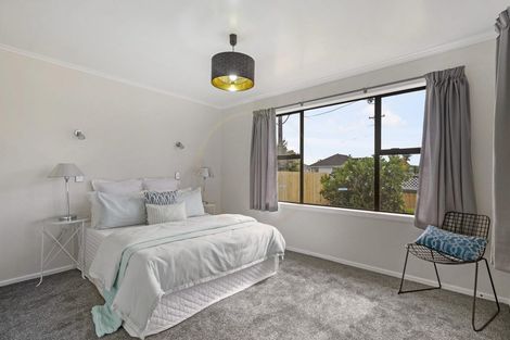 Photo of property in 14 Clayton Road, Manurewa, Auckland, 2102