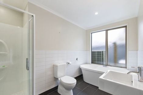 Photo of property in 12 Montgomery Crescent, Kinloch, Taupo, 3377