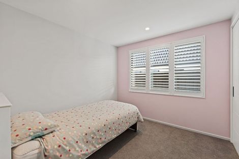 Photo of property in 15 Luxembourg Crescent, Halswell, Christchurch, 8025