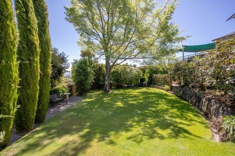 Photo of property in 82 Hackthorne Road, Cashmere, Christchurch, 8022